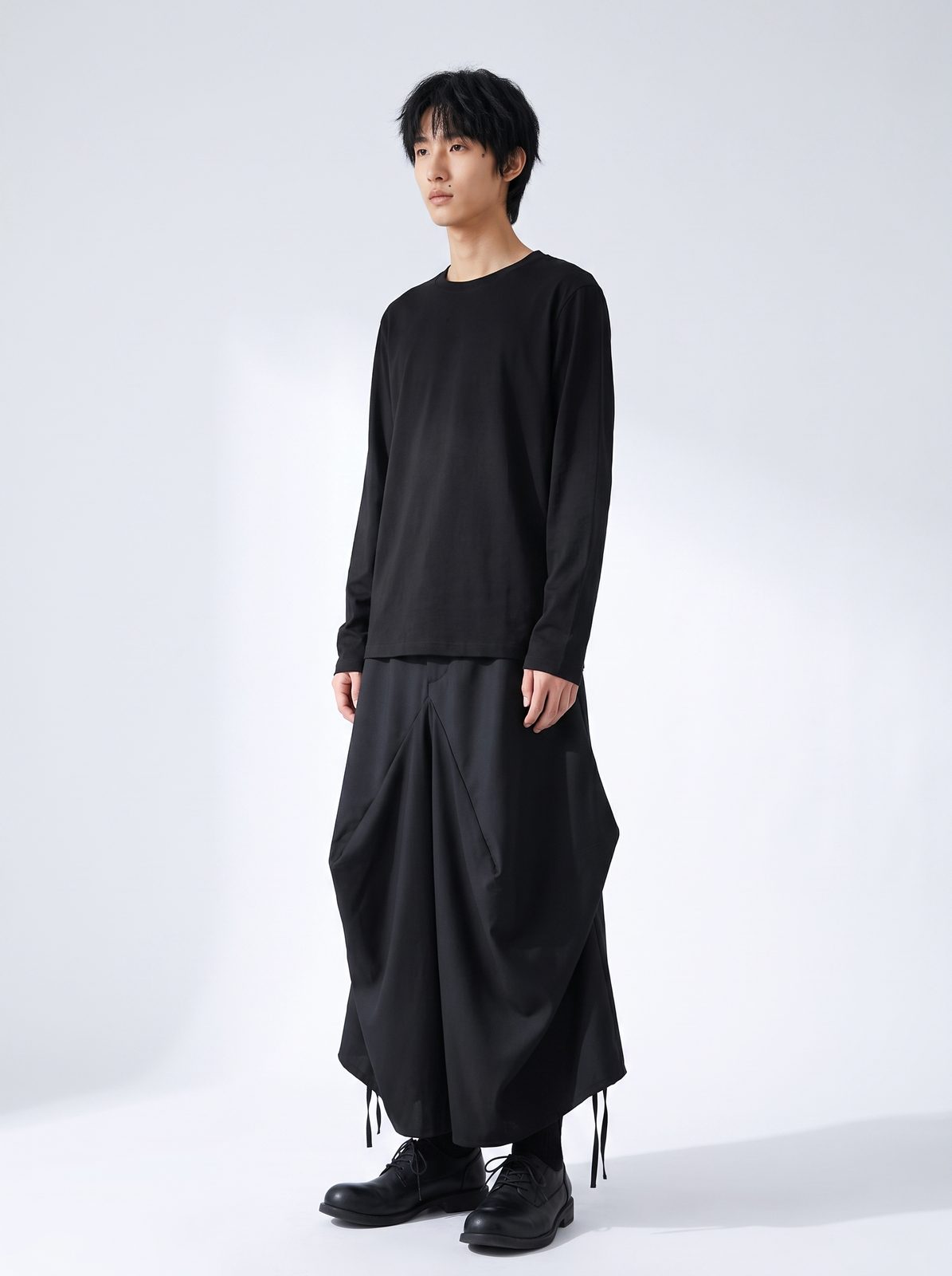 ドレープ袴パンツ 着用 斜め