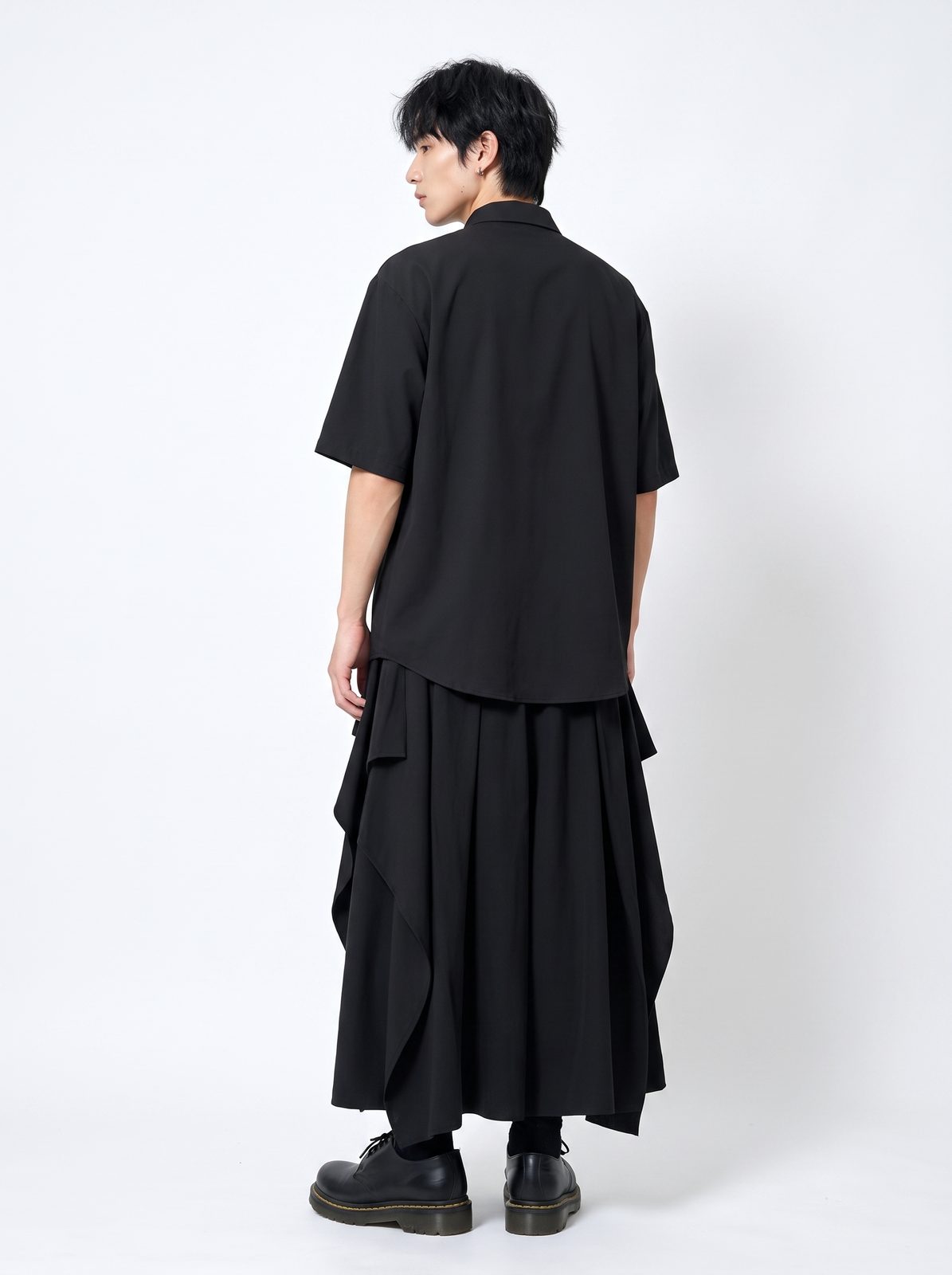 レイヤード袴スカートパンツ 着用 背面