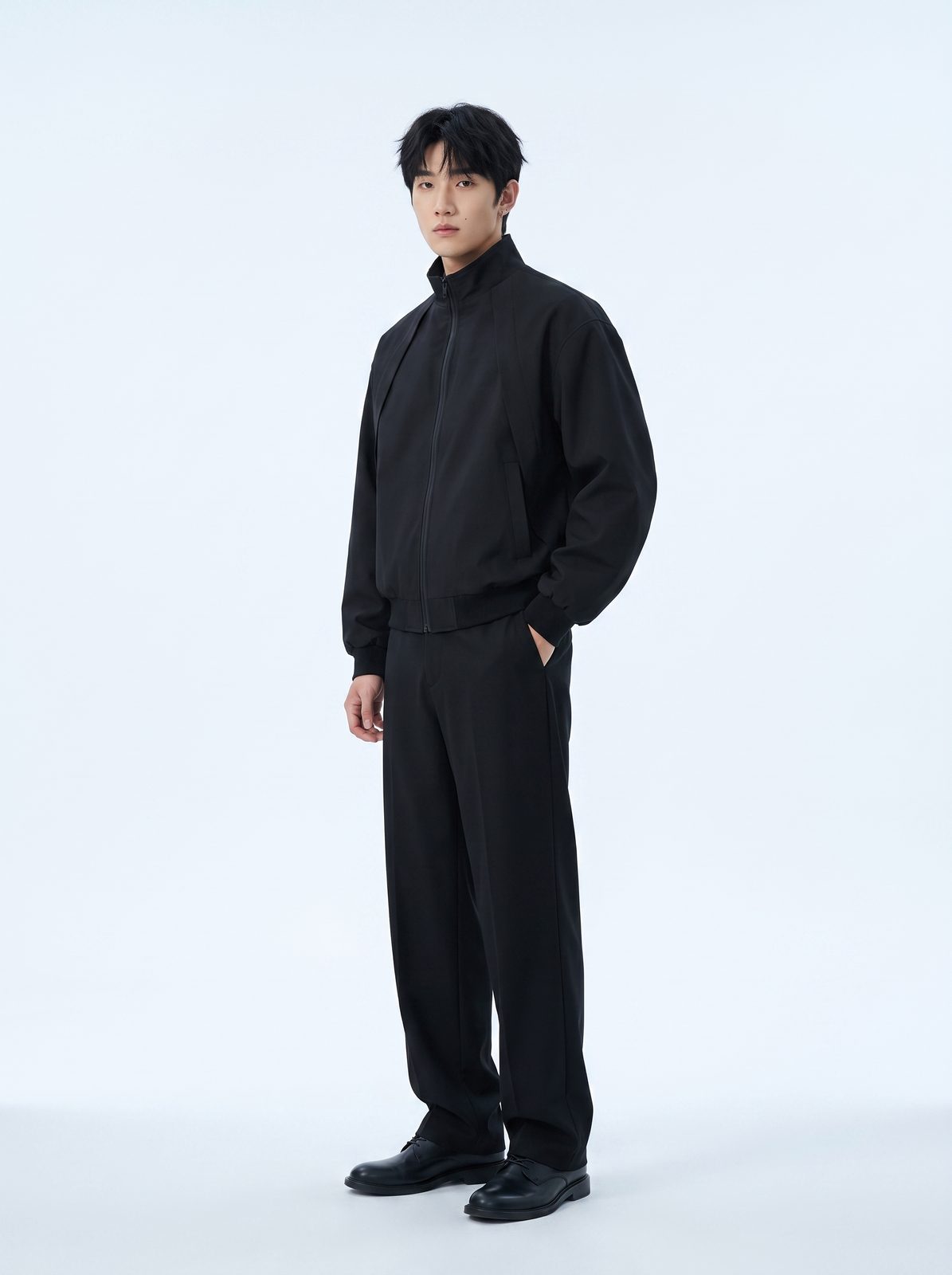 ブラックボンバージャケット 着用 斜め