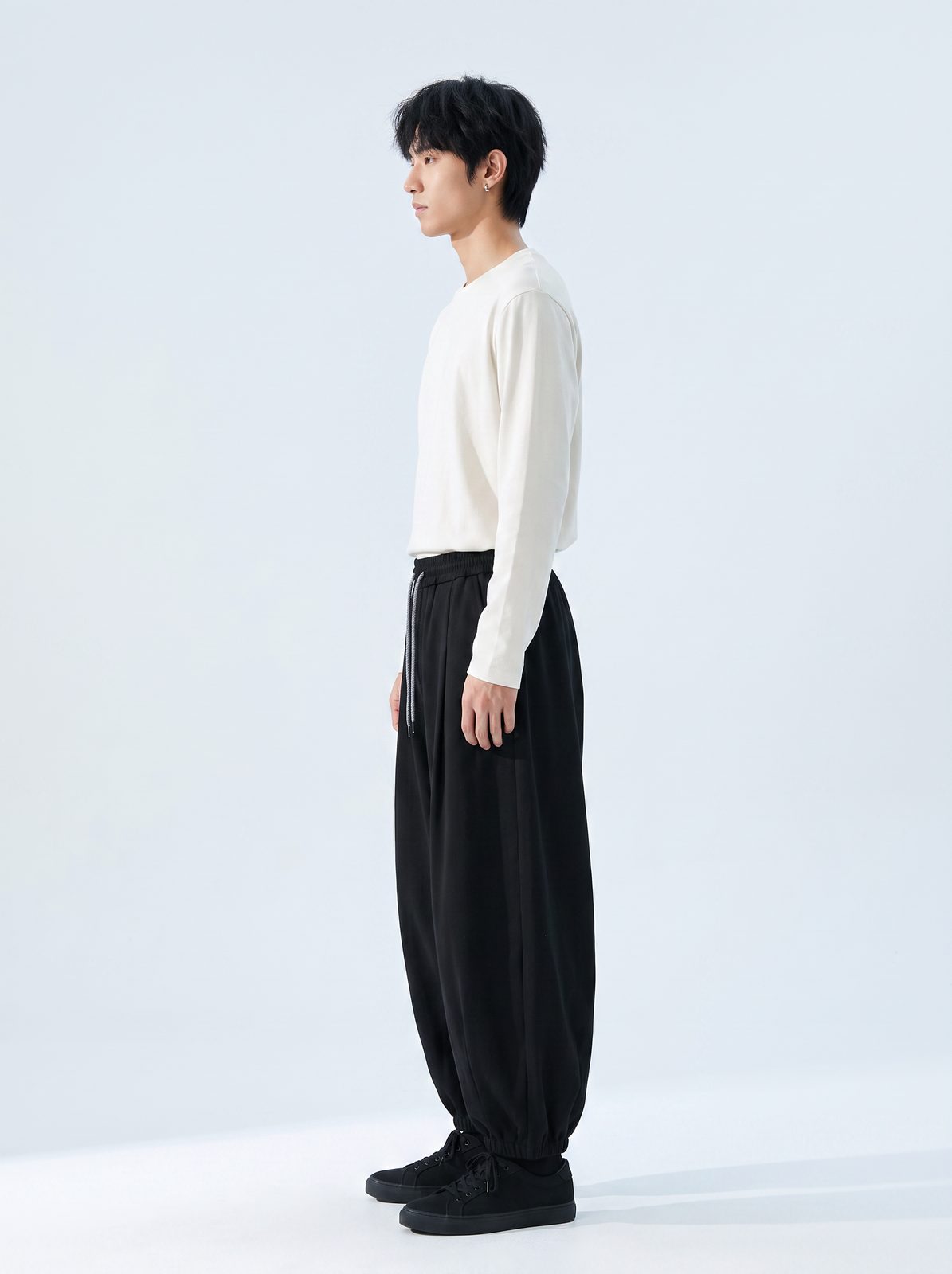 バルーンワイドパンツ 着用 横